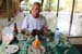 4 Frank geniesst den Lunch ganz und gar